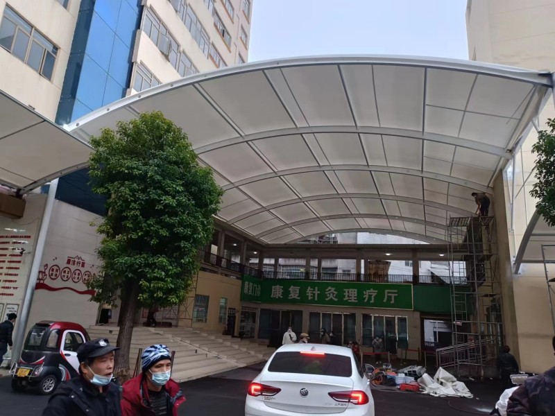 揭阳推拉雨棚定制厂家，仓库通道、卸货区移动伸缩棚搭建-2